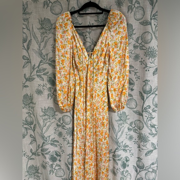 Ever New Billie Satin Tie Midi Dress โ  US 6 - Picture 8 of 14